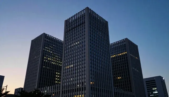 智能合约维护建议：应用场景分析与选择依据